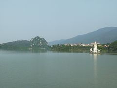 -星湖旅游景区七星岩