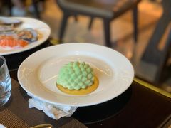 -大中华希尔顿酒店-念自助餐·嗨啤·小龙虾
