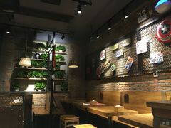 大堂-管氏翅吧(地安门创始店)