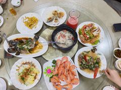 -潘先生平价海鲜城(神州半岛店)