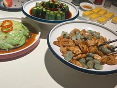 -八府香鸭·啫啫煲(华山路店)