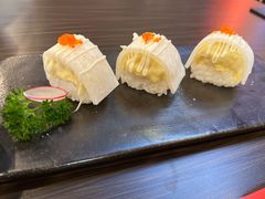 冰皮榴莲手握-仙隐小鹿中华料理(南宁万象城店)