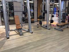 -威克健身游泳(万菱汇店)