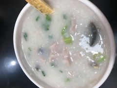 皮蛋瘦肉粥-银记肠粉店(中山一路店)