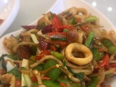 -覃记海鲜美食餐厅