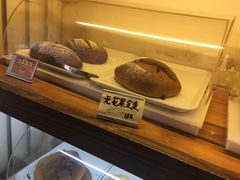 -韩国利尔面包(桂林路店)