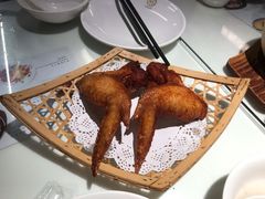 -新大咀港式茶餐厅(宝山万达店)