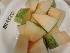 -梦航彩虹之约自助餐厅(华府天地店)