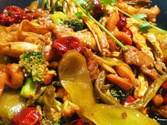 老灶麻辣香锅-风光老灶麻辣香锅(大成路翠微百货店)