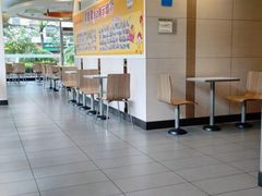 -麦当劳(宜昌东山大道店)