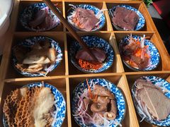 牛八样-渝利重庆火锅