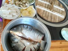 -北京龙庆四季香农家饭庄·灶台鱼·碳烤虹鳟鱼(龙庆峡店)