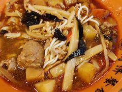 -同济大学本部学苑饮食广场