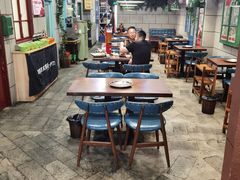 -超越炭火牛蛙火锅鸡(河东店)