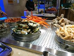 -亚马逊环球美食百汇(新城吾悦广场店)