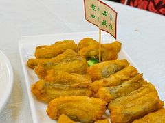 蒜香九肚鱼-津津菜馆(绝没分店)