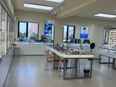 -潘多拉眼镜·蔡司依视路明月(潘家园店)