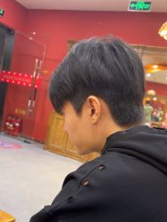 -贝勒爷专业男发