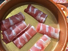 -金马门国际美食百汇(珞喻路店)