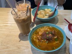 -滋味满屋美食坊(上海街店)