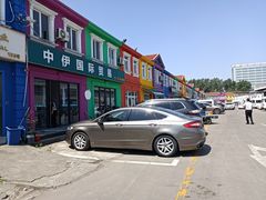 -上海龙吴水胜海发市场