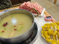 -朴小妹人参鸡汤火锅(长白山万达店)
