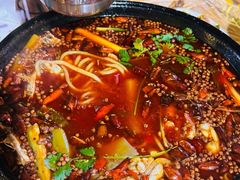 -鸿顺老铁锅美蛙鱼府(解放碑店)