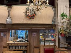 -玛格萝妮比萨屋(四平店)