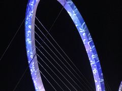 -南京眼步行桥