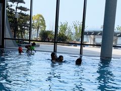 -上海滴水湖皇冠假日酒店