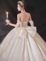 -金海岸婚纱摄影(塘沽店)