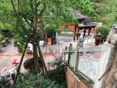 -楠柏弯休闲山庄(梨花溪店)
