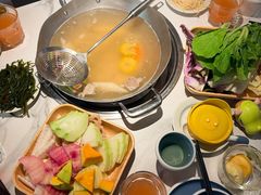 -左庭右院鲜牛肉火锅(京西大悦城店)