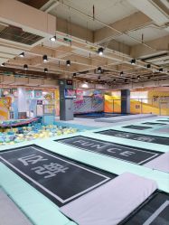 -反弹蹦床公园·运动乐园·团建·亲子派对(深圳观澜湖店)