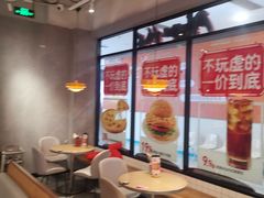 -必胜客(大宁路店)