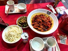 -龙巢盱眙龙虾·牛蛙·烧烤宵夜(八卦岭店)