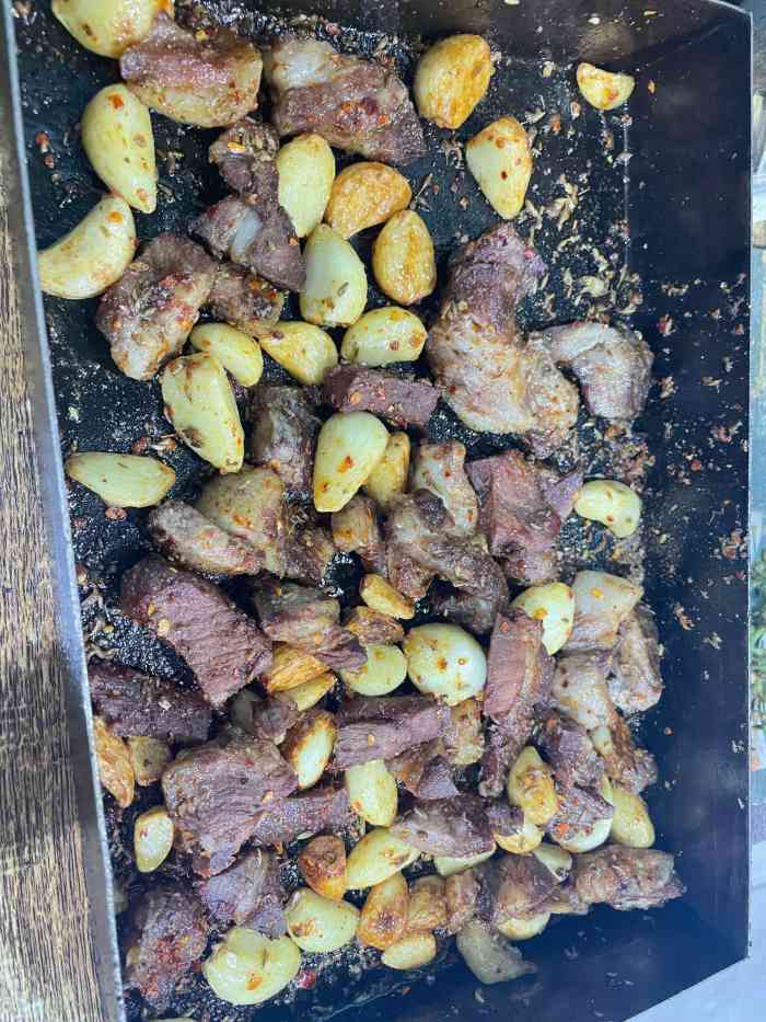 白头翁戳子肉-"九水路靠近绿城那个茶叶市场院内,最后面,.