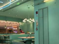 -季季红火锅(柳州城中万达二店)