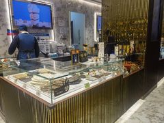 -VENCHI 闻绮(北京国贸商城店)
