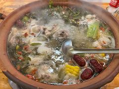 石橄榄炖鸡-洪大厨鸡煲(福田店)