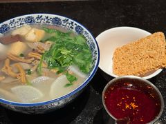 -小潘记鸭血粉丝汤