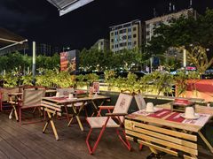 -蚝蚝先生·广式烧烤(信天广场店)
