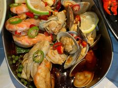 -巴厘龙虾·榜首油焖大虾(音乐学院·沿江酒馆店)