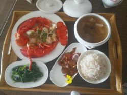 点击看大图 -和伊母婴护理中心·全套房(金山店)