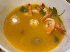 -两兄弟Song Pee Nong(2号店)