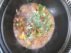 -锅老头海鲜铁锅炖