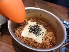 -肉甲韩国木炭烤肉(新壹街1店)
