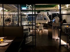 门面-Oasis Bar & Grill