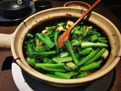 -啫响粤煲料理(万好大厦店)