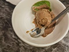 -LESCEDARS Brasserie Bistro香柏树